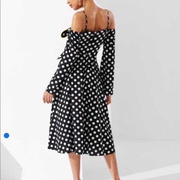 Knot Front Cold Shoulder Polka Dot Dress - Picture 2 of 8